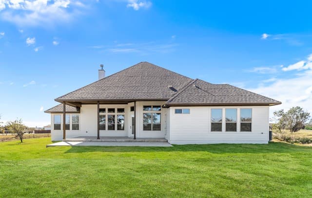 241  Stone Loop, Castroville, TX 78009 — photo 10