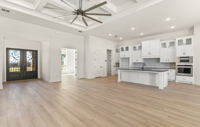 241  Stone Loop, Castroville, TX 78009 — photo 6