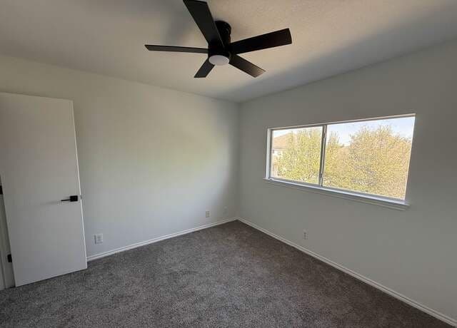 12122  Clubhouse, San Antonio, TX 78221 — photo 17