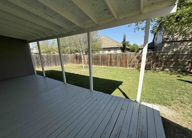 12122  Clubhouse, San Antonio, TX 78221 — photo 24