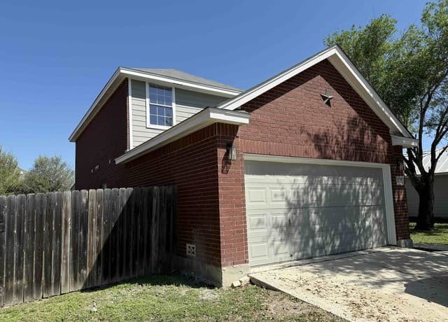 12122  Clubhouse, San Antonio, TX 78221 — photo 3