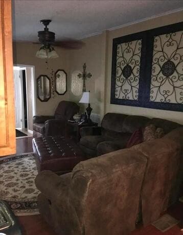 307 Homeridge, La Vernia, TX 78121 — photo 7