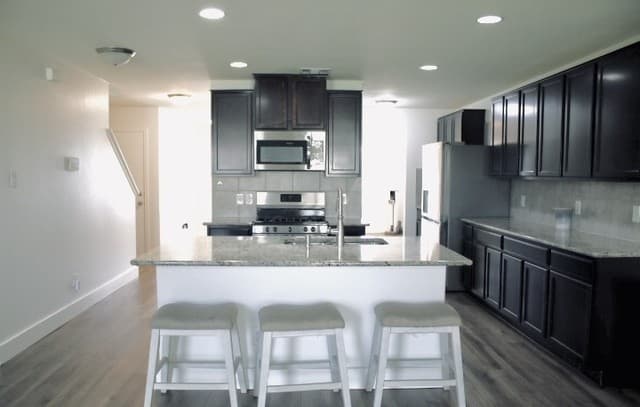13048  Maestro Spark, San Antonio, TX 78252 — photo 4