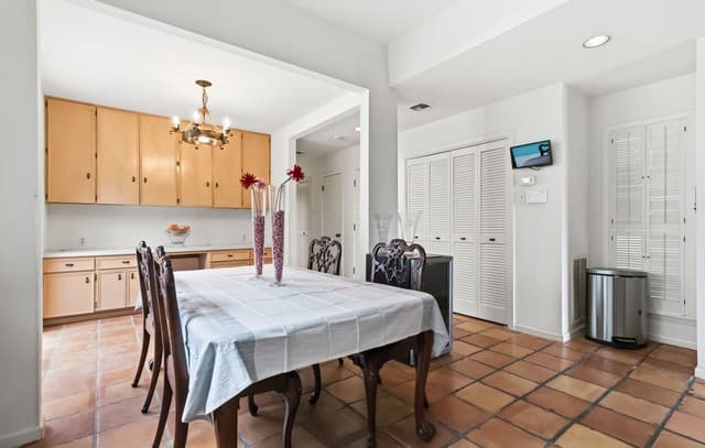 7609 N Songbird, San Antonio, TX 78229 — photo 12