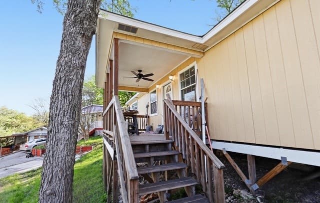 175  Lucy, New Braunfels, TX 78130 — photo 6
