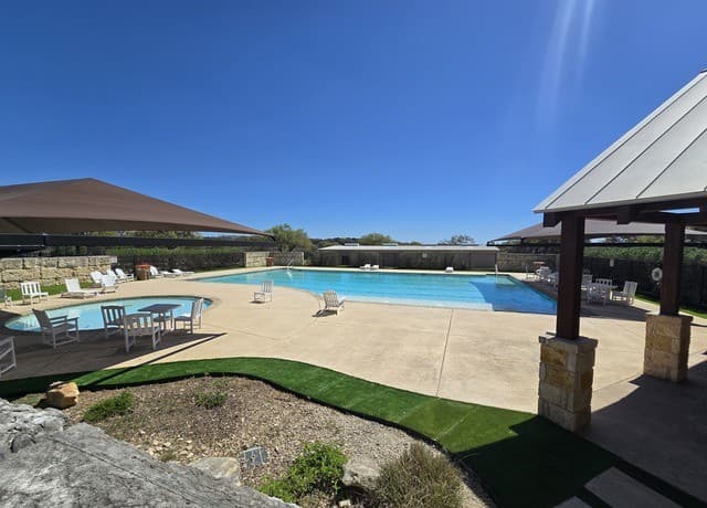 216  George Dolson, Blanco, TX 78606 — photo 13