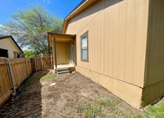 14506  Woods Hole Dr, San Antonio, TX 78233 — photo 13