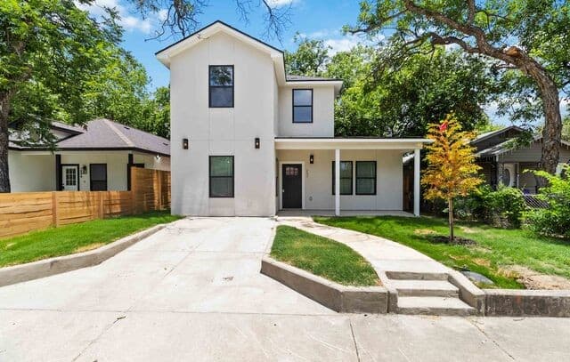 237  Carle Ave
