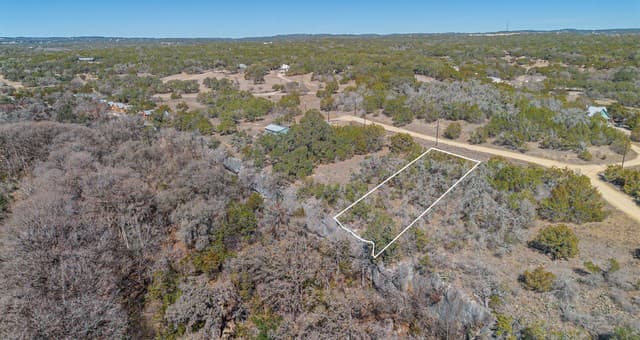 1076 Blue Bonnet Hill
