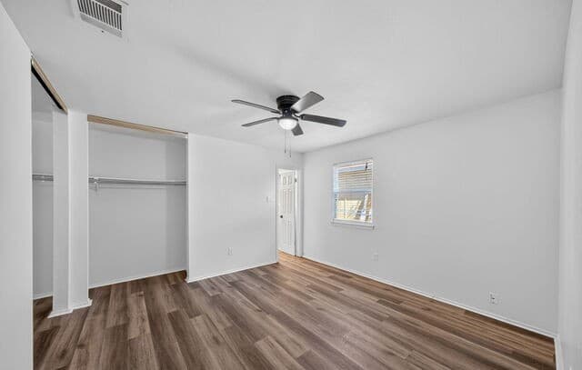 7423  Hardesty, San Antonio, TX 78250 — photo 14