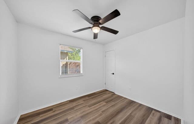 7423  Hardesty, San Antonio, TX 78250 — photo 18
