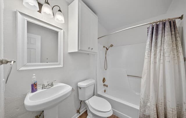 7423  Hardesty, San Antonio, TX 78250 — photo 20