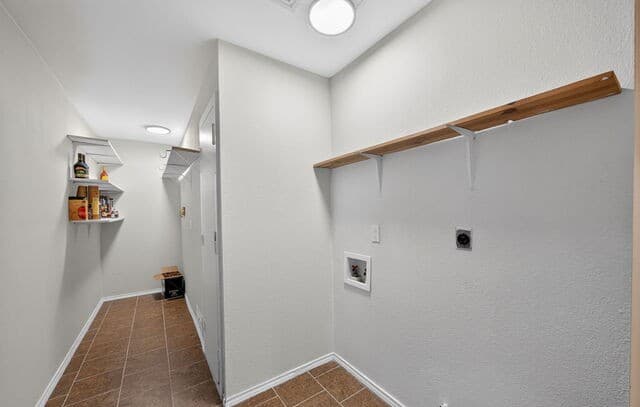 7423  Hardesty, San Antonio, TX 78250 — photo 22