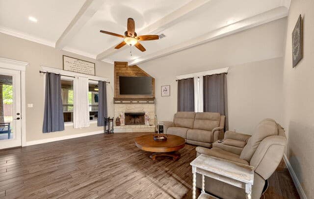 133  Mulhouse, Castroville, TX 78009 — photo 9