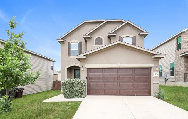 2625 Green Leaf Way