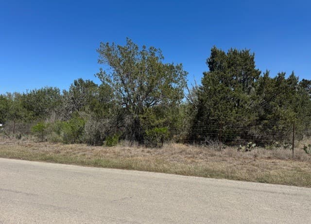 2240  Bunker, New Braunfels, TX 78132 — photo 3