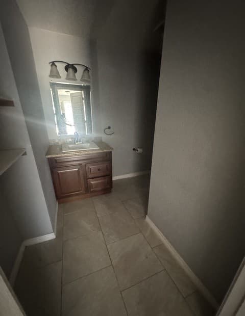 818 W Brazos, Pearsall, TX 78061 — photo 8