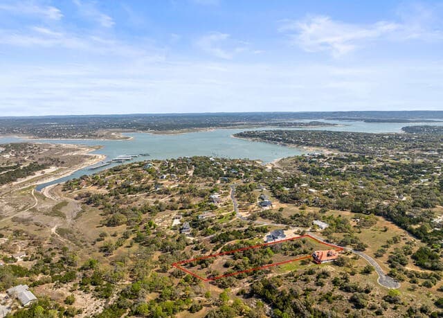 925 Kings Cove Drive, Canyon Lake, TX 78133