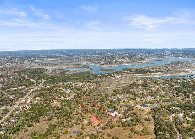 925  Kings Cove Drive, Canyon Lake, TX 78133 — photo 10