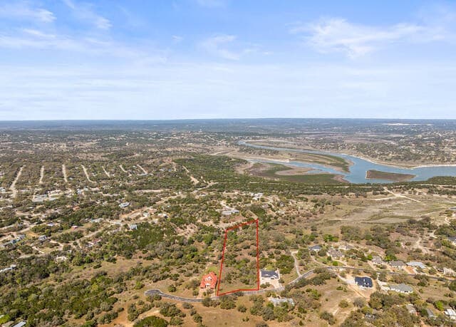 925  Kings Cove Drive, Canyon Lake, TX 78133 — photo 8
