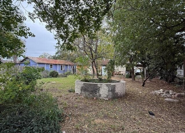 1033  Saldana, San Antonio, TX 78225 — photo 6