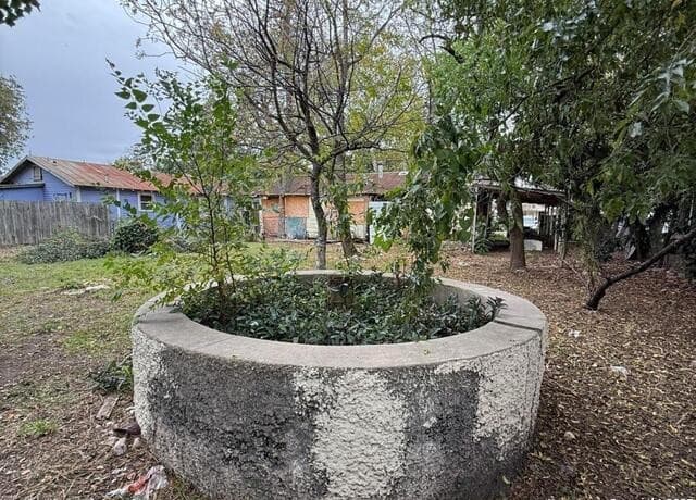 1033  Saldana, San Antonio, TX 78225 — photo 7