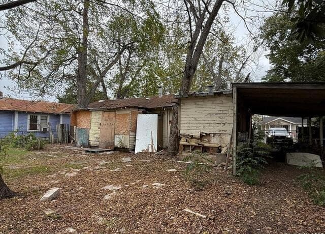 1033  Saldana, San Antonio, TX 78225 — photo 8