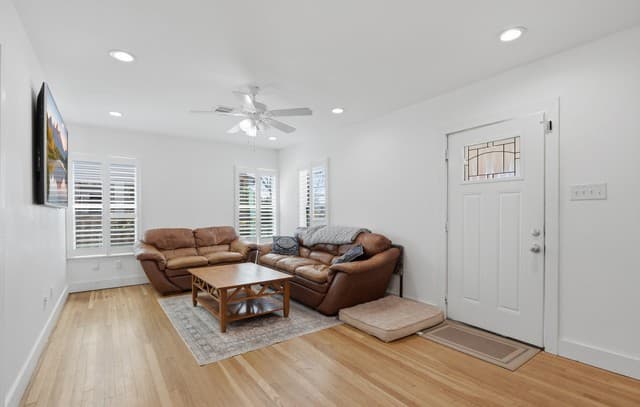 2410  Saint Anthony Ave, San Antonio, TX 78210 — photo 7