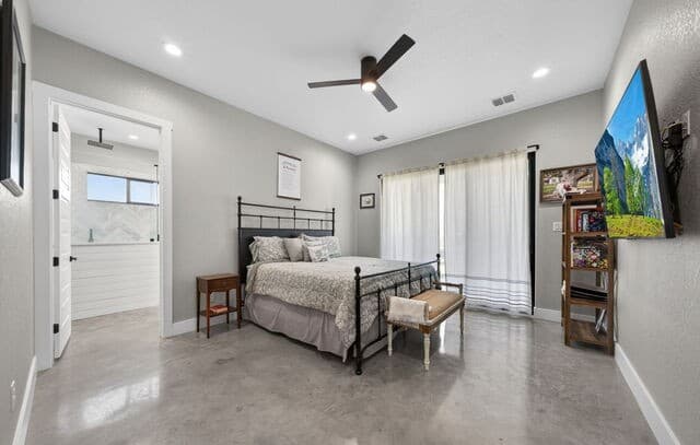 2493  County Road 4713, LaCoste, TX 78039 — photo 23