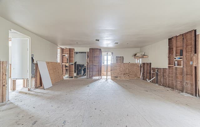 1714 W Constantinople, Castroville, TX 78009 — photo 21
