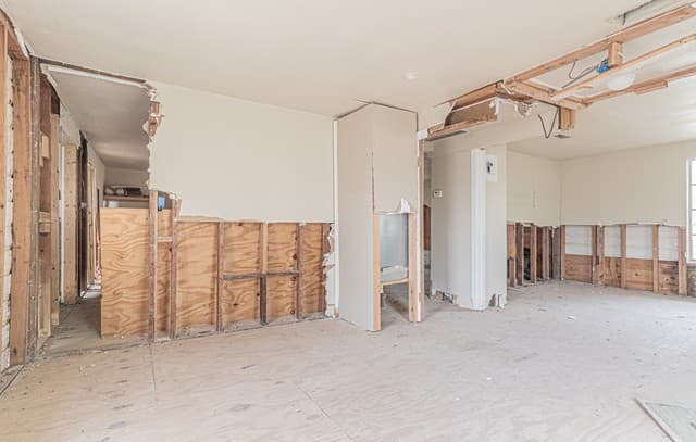 1714 W Constantinople, Castroville, TX 78009 — photo 5