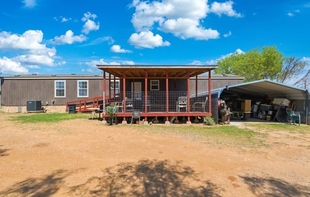 2145  Fm 2504, Poteet, TX 78065 — photo 18