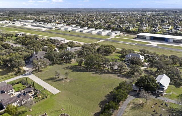 17  Boerne Stage Airfield