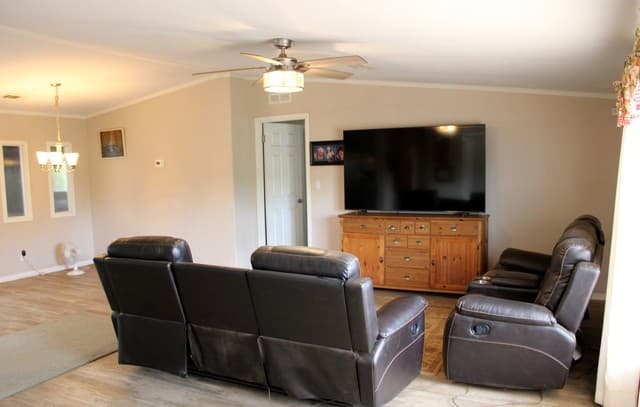 3554  Fm 1332, Jourdanton, TX 78026 — photo 4