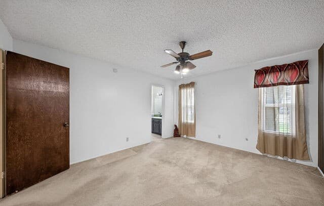 100  Crestline, Pleasanton, TX 78064 — photo 23