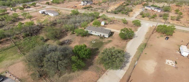 108  County Road 2638, Devine, TX 78016 — photo 5