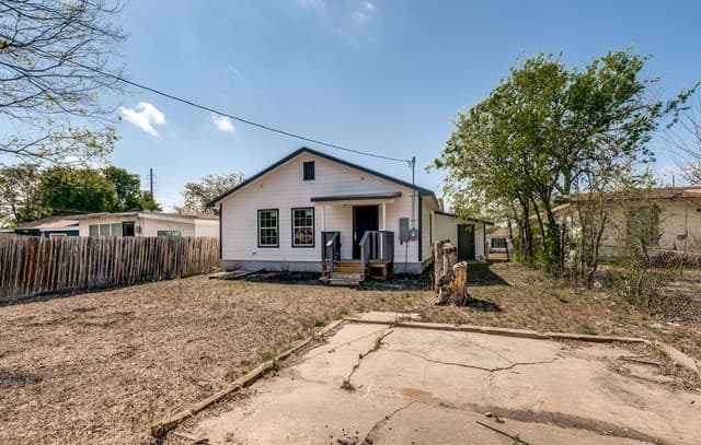 2371  Burnet, San Antonio, TX 78202 — photo 12