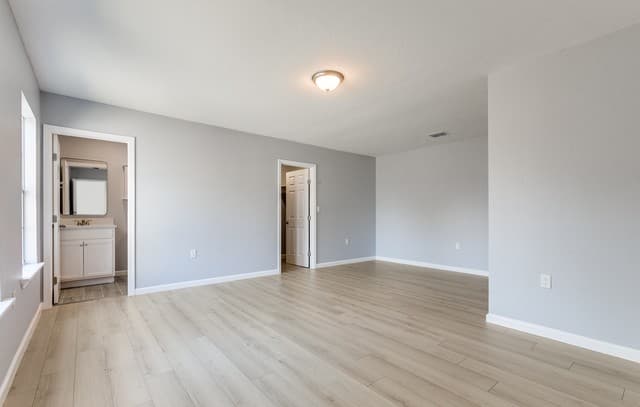 2371  Burnet, San Antonio, TX 78202 — photo 9