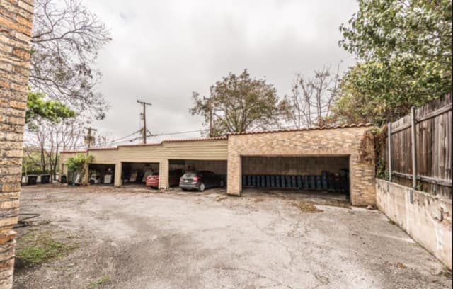 329  Huisache Unit 1,3, San Antonio, TX 78212 — photo 6