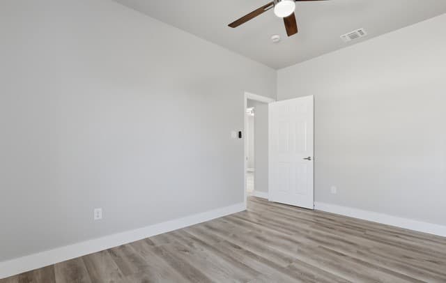 314  Corliss, San Antonio, TX 78220 — photo 17