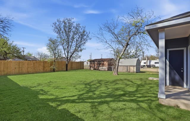 314  Corliss, San Antonio, TX 78220 — photo 19
