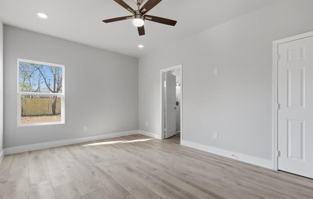 314  Corliss, San Antonio, TX 78220 — photo 8