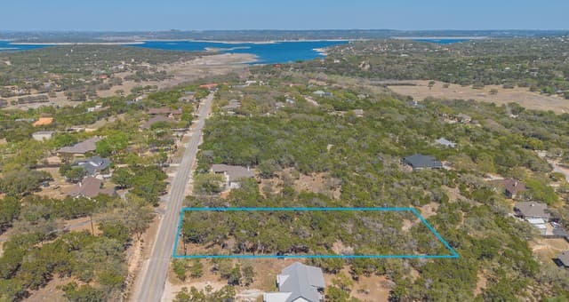 189  Campbell, Canyon Lake, TX 78133 — photo 2