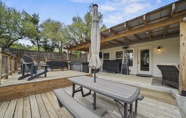 1885  Deer Run, Canyon Lake, TX 78133 — photo 16