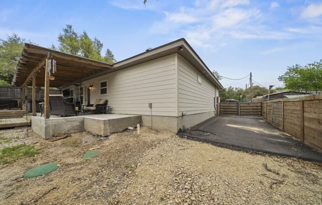1885  Deer Run, Canyon Lake, TX 78133 — photo 21
