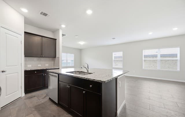 6134  Akin Place, San Antonio, TX 78261 — photo 6