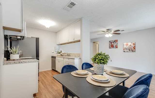 7925 Dry Canyon Trl, Live Oak, TX 78233 — photo 12