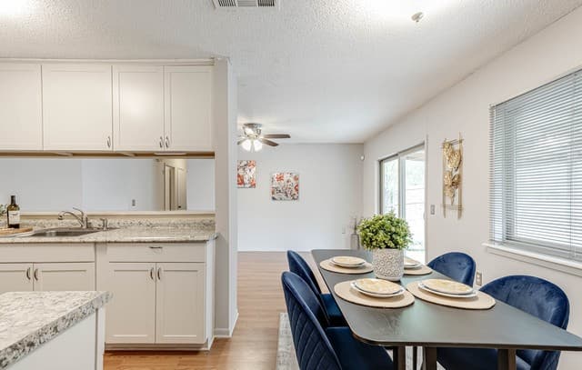 7925 Dry Canyon Trl, Live Oak, TX 78233 — photo 14