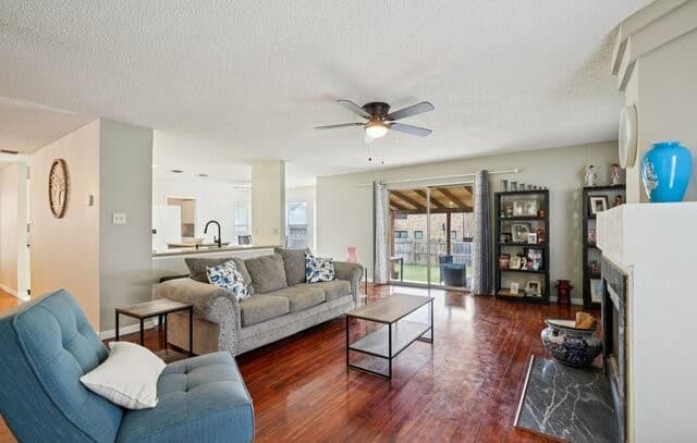 11158 Cedar Park