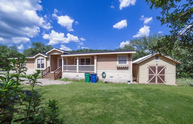 5715 Chimney Rock